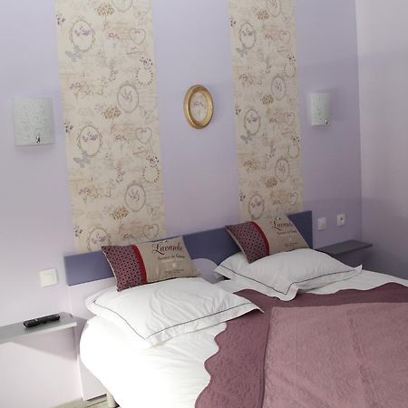 Bed and Breakfast Sous Le Figuier Saint-Siméon-de-Bressieux Exterior foto