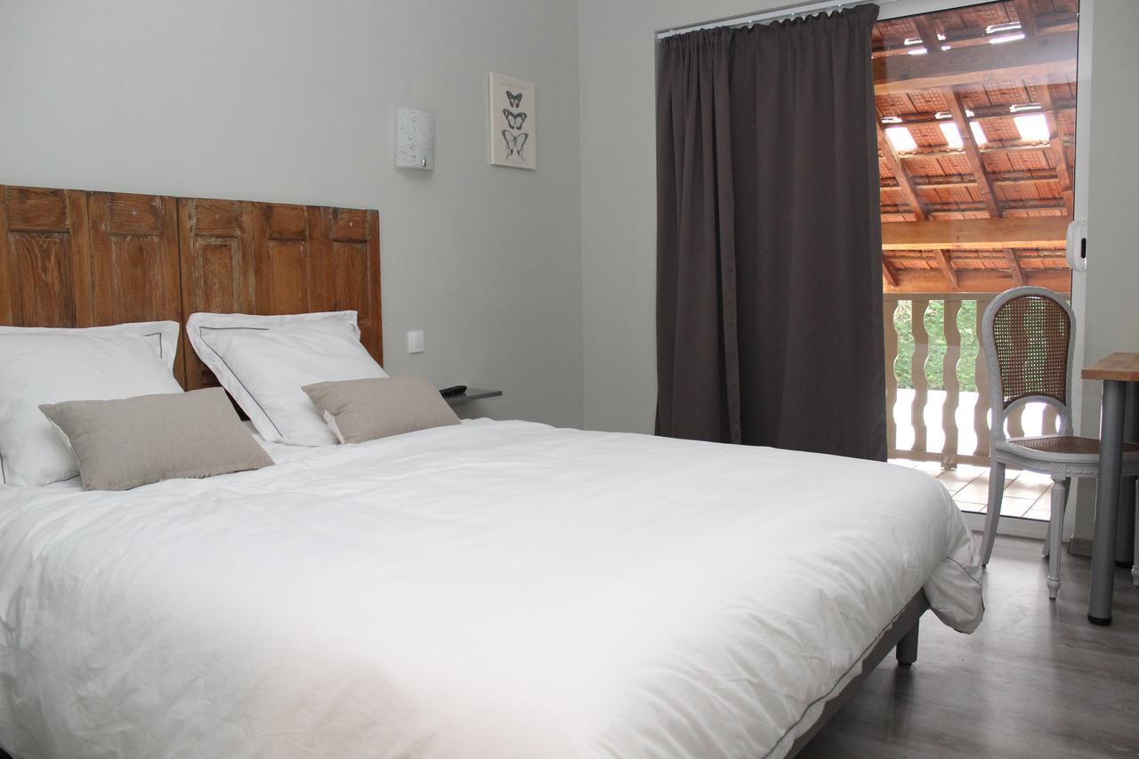 Bed and Breakfast Sous Le Figuier Saint-Siméon-de-Bressieux Exterior foto